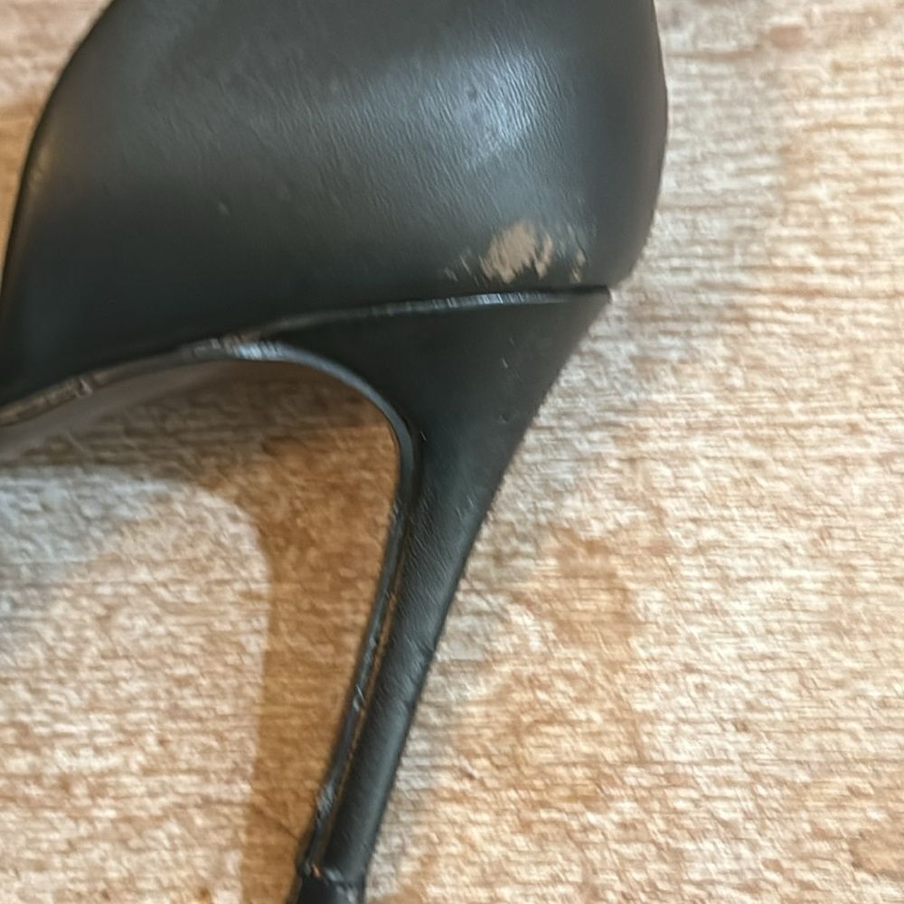 DKNY Rosetta Dorsay Pump- Black- Size 6- NIB - Picture 6 of 8